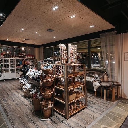 Lapland Hotels Yllaeskaltio Akaslompolo Bagian luar foto